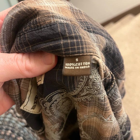 Bit & Bridle Brown & Black Snap Shirt - Picture 9 of 15